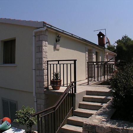 Apartments Dijana Prigradica Luaran gambar