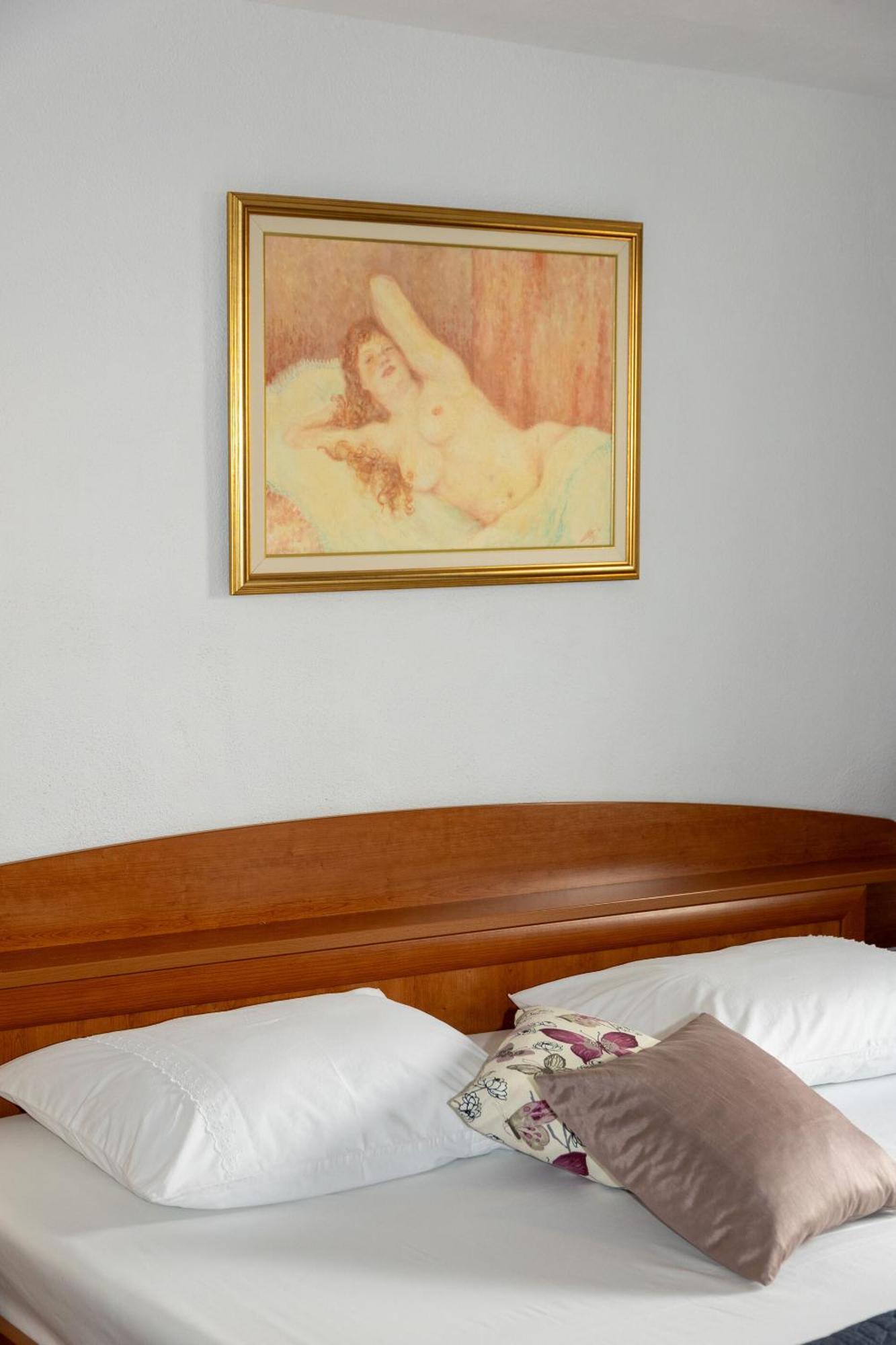 Apartments Dijana Prigradica Luaran gambar