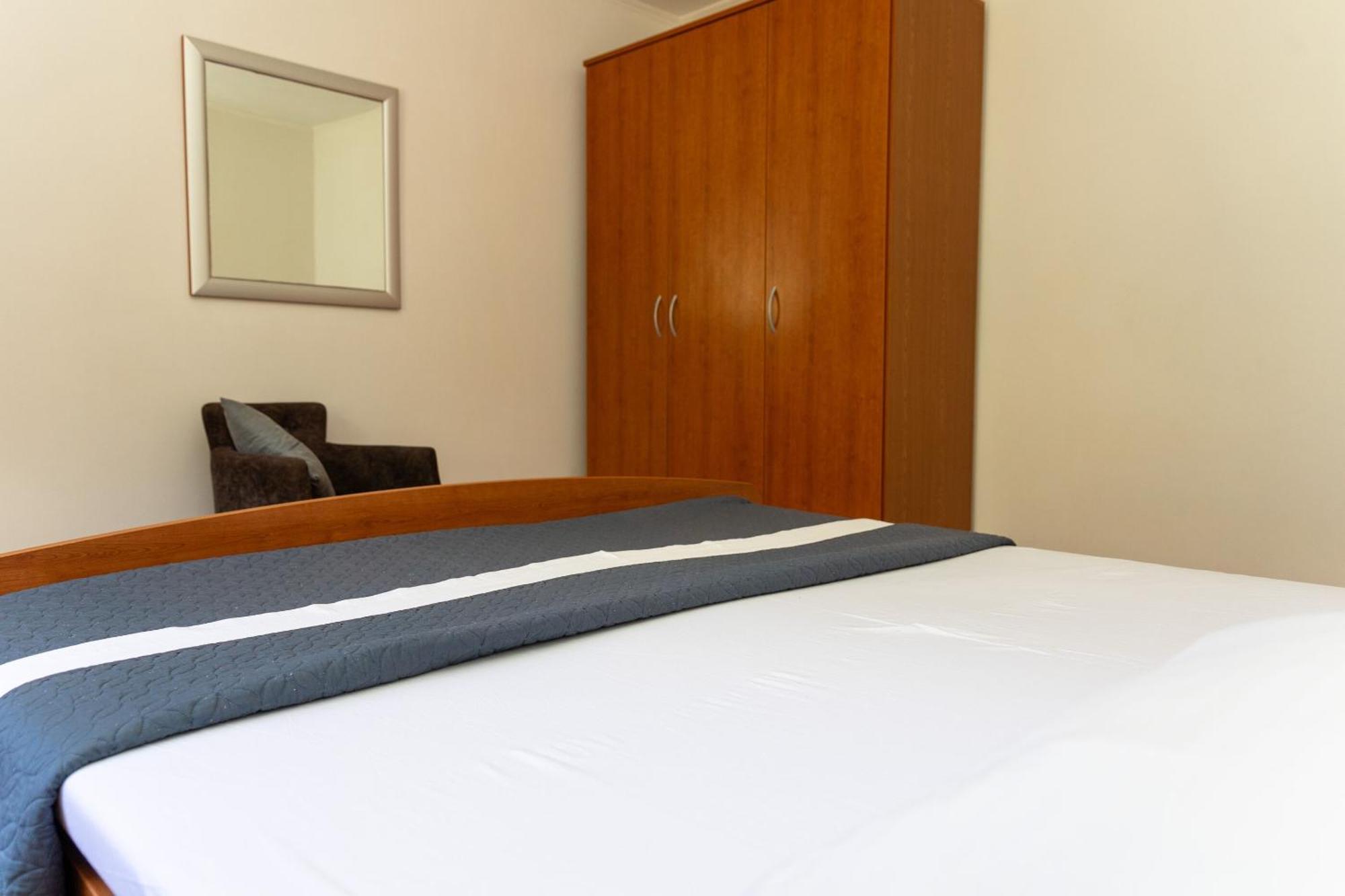 Apartments Dijana Prigradica Luaran gambar