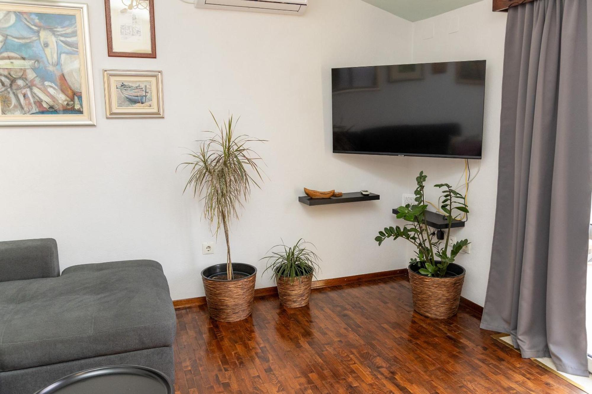 Apartments Dijana Prigradica Luaran gambar