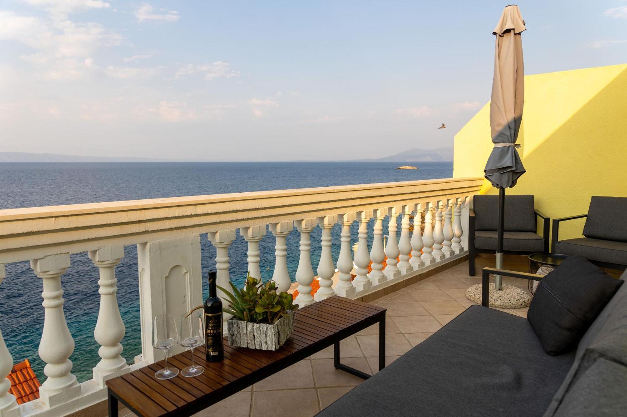 Apartments Dijana Prigradica Luaran gambar