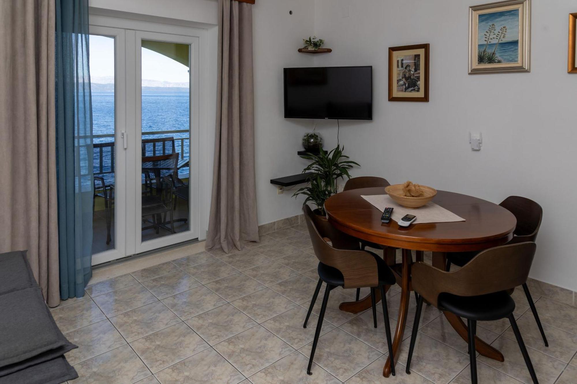 Apartments Dijana Prigradica Luaran gambar